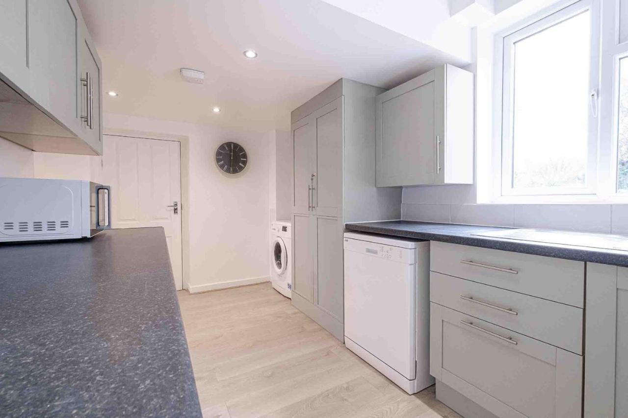 Villa London Rd Reading Exterior foto